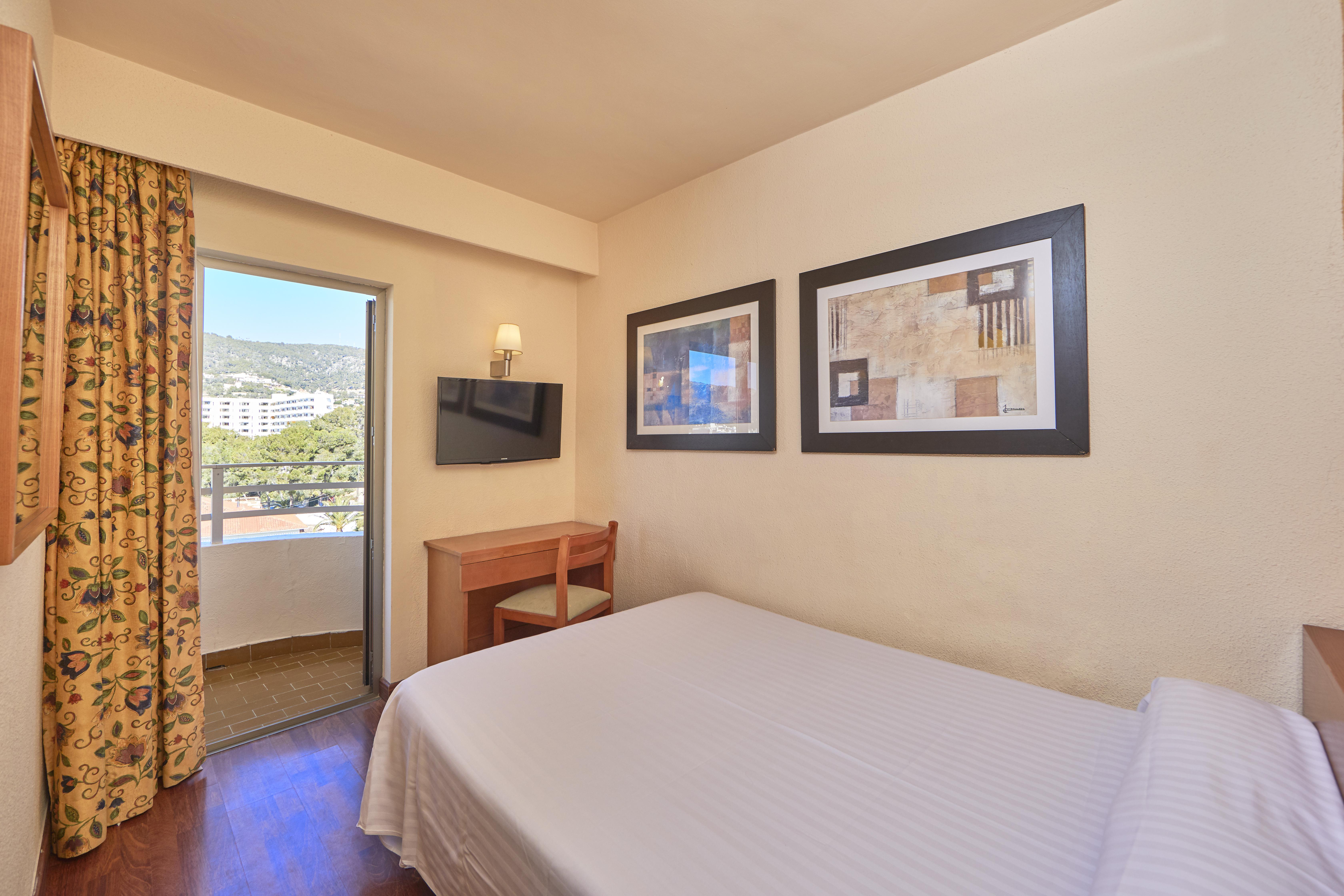 Mll Blue Bay Hotel Cala Major  ภายนอก รูปภาพ